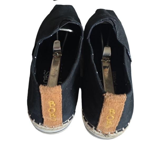 BOBS from SKECHERS with Memory Foam Size 8 - Picture 2 of 9